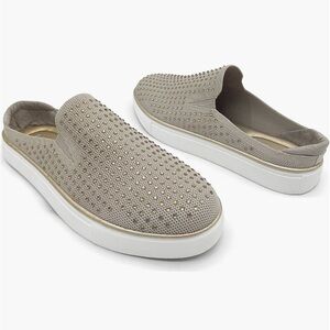 Kenneth Cole Reaction Beige Mules